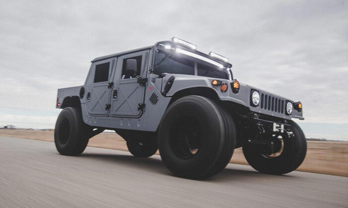 NAEV 1991 AM General Humvee Tesla-Powered ‘Cyber Hummer’