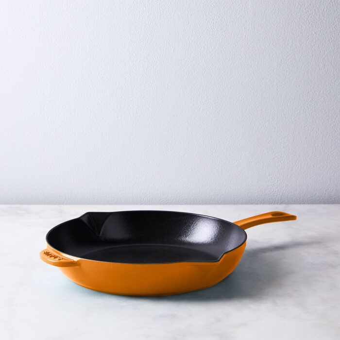 staub-enamel-frying-pan