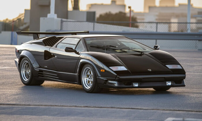 Rod Stewart’s 1989 Lamborghini Countach 25th Anniversary