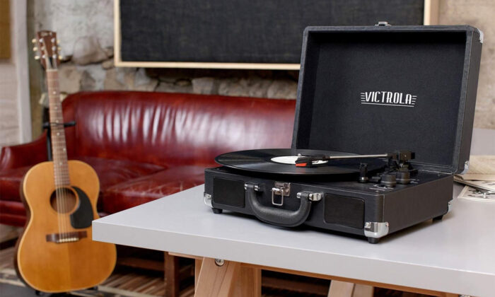 The-5-Best-Portable-Record-Players-Made-For-Music-on-the-Go