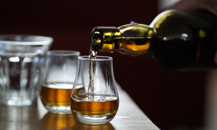 The-Best-Cask-Strength-Single-Malt-Scotch-Whiskies-To-Drink-This-Winter